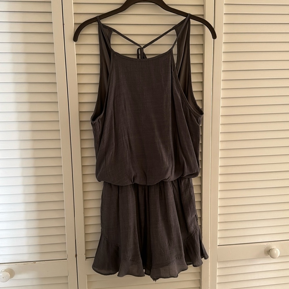 Wishlist Apparel size M romper, like new!